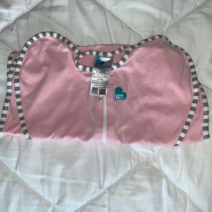 Love to Dream swaddle. Size M (13-18.5lbs)